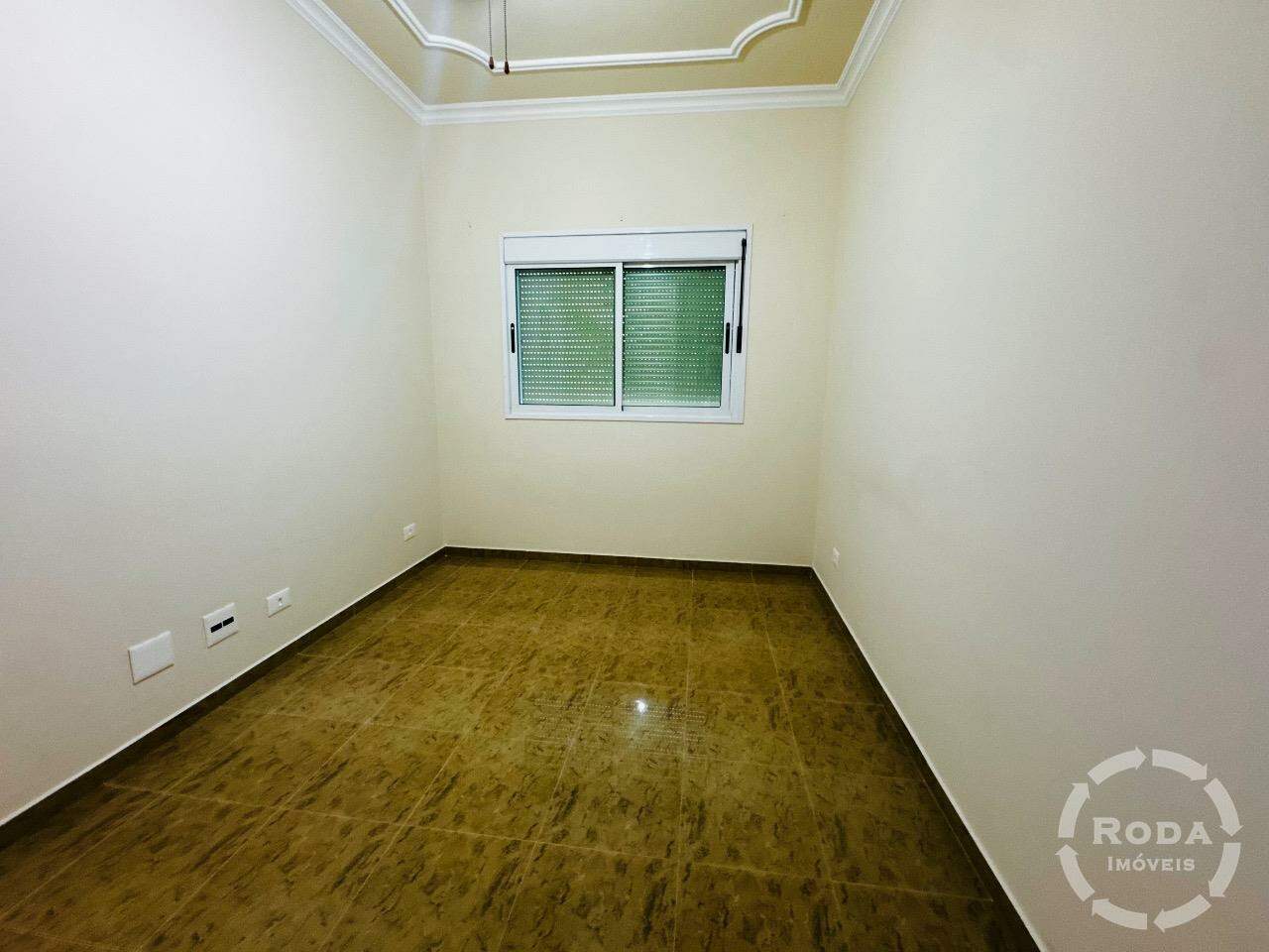 Casa de Condomínio à venda no Marapé: 