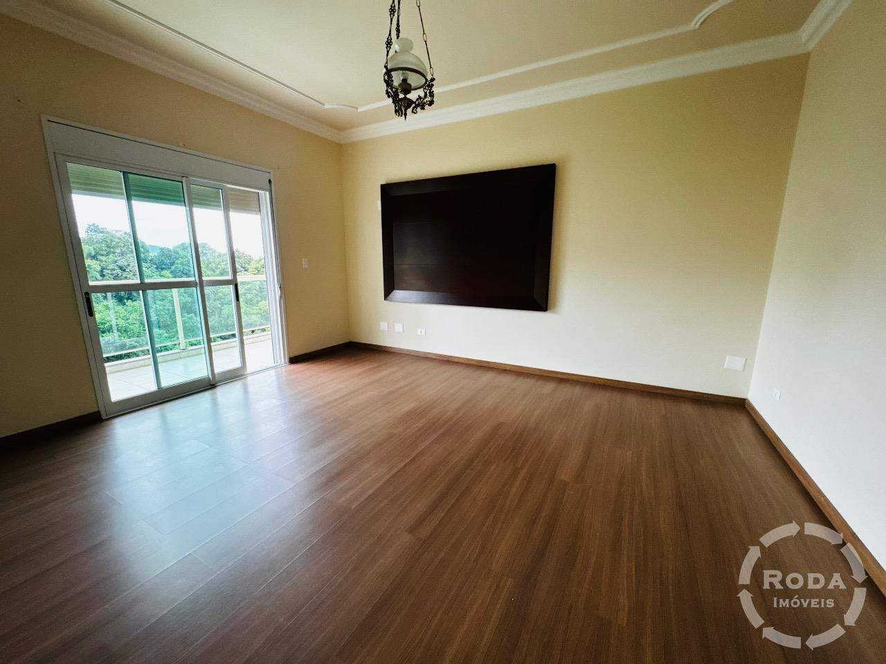 Casa de Condomínio à venda no Marapé: 
