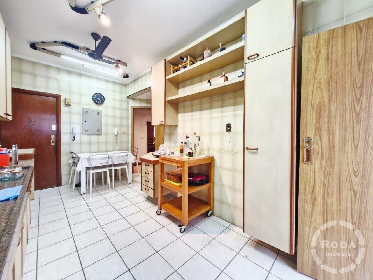 Apartamento à venda no Gonzaga: COZINHA