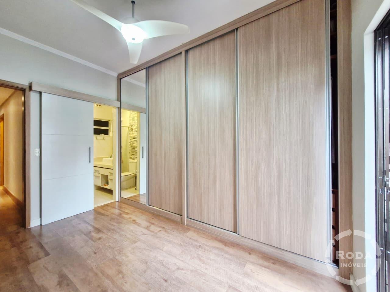 Apartamento à venda no Gonzaga: DORMITÓRIO 3-SUÍTE