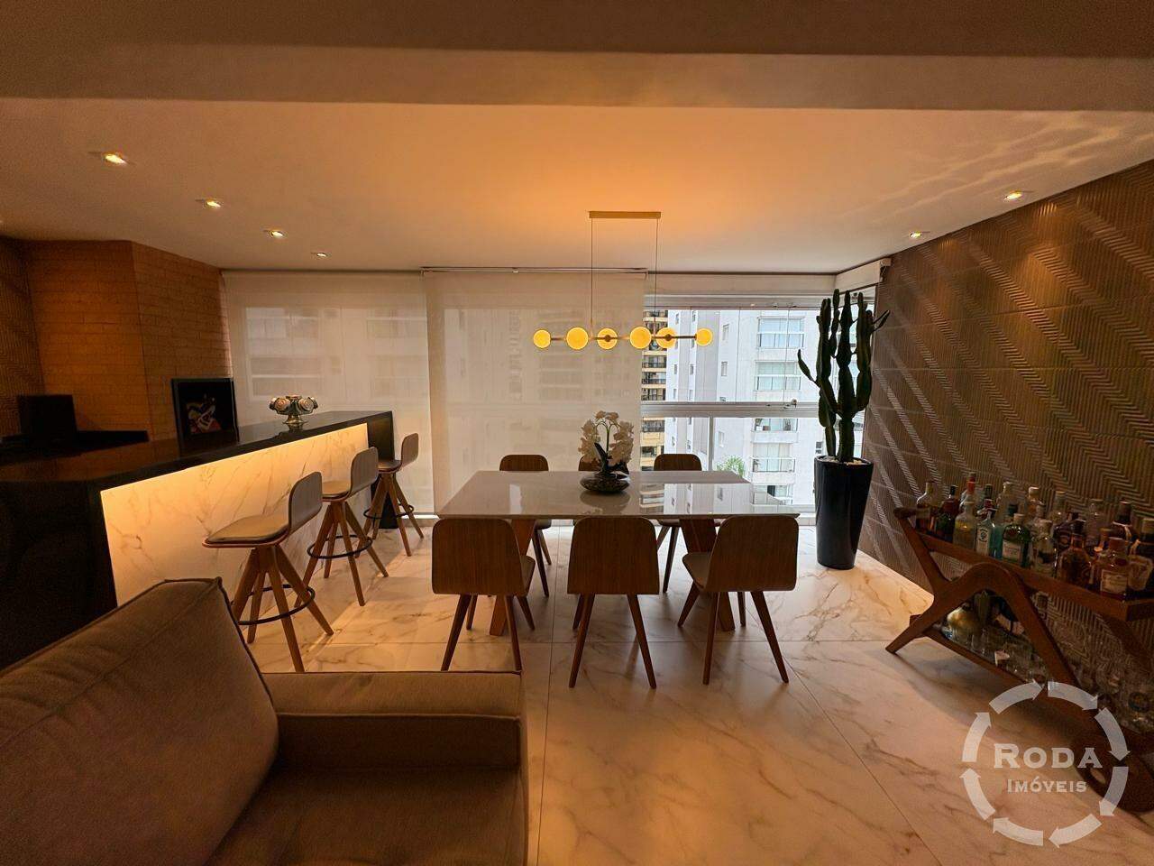Apartamento à venda no Ponta da Praia: 