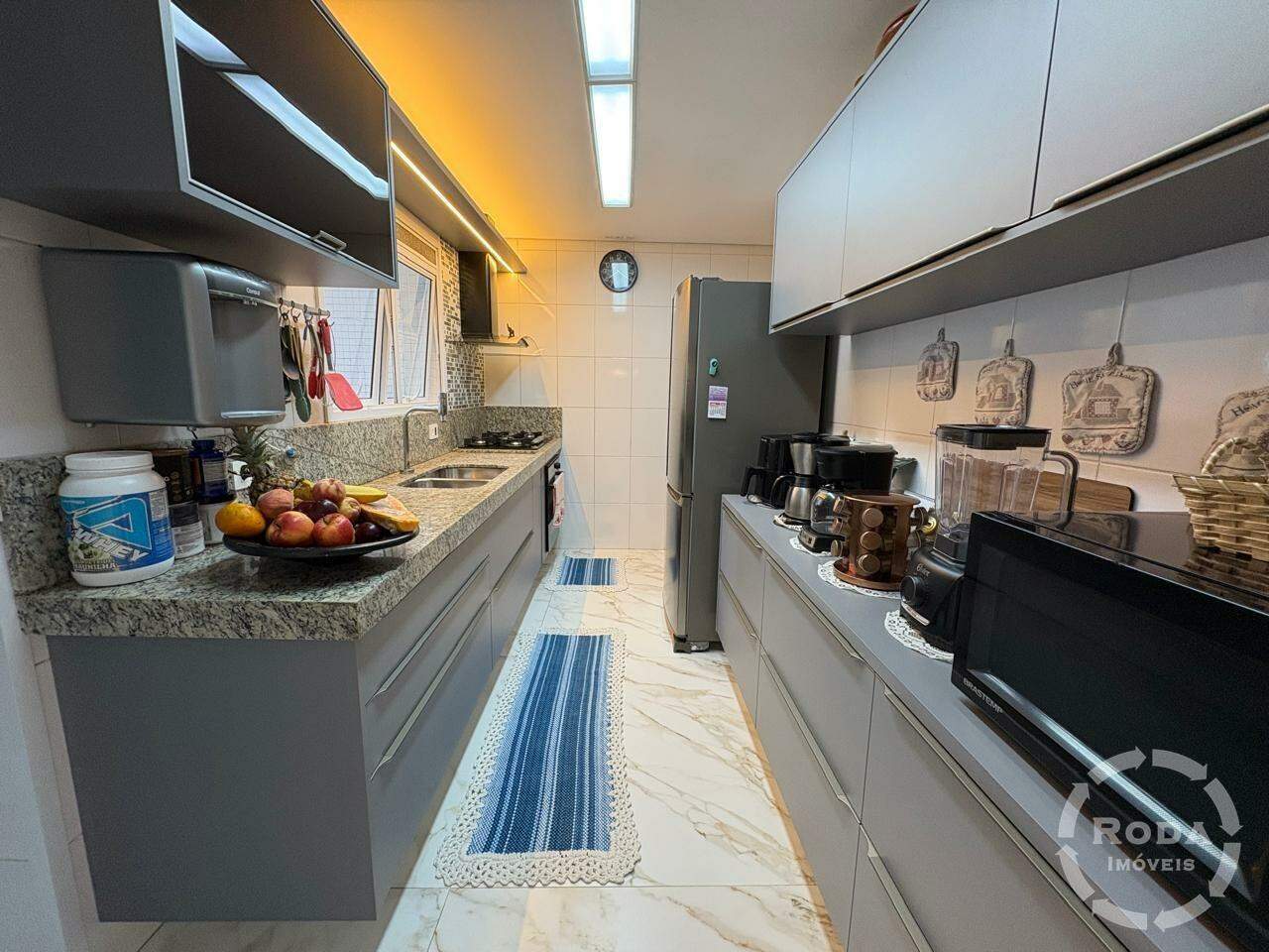 Apartamento à venda no Ponta da Praia: 