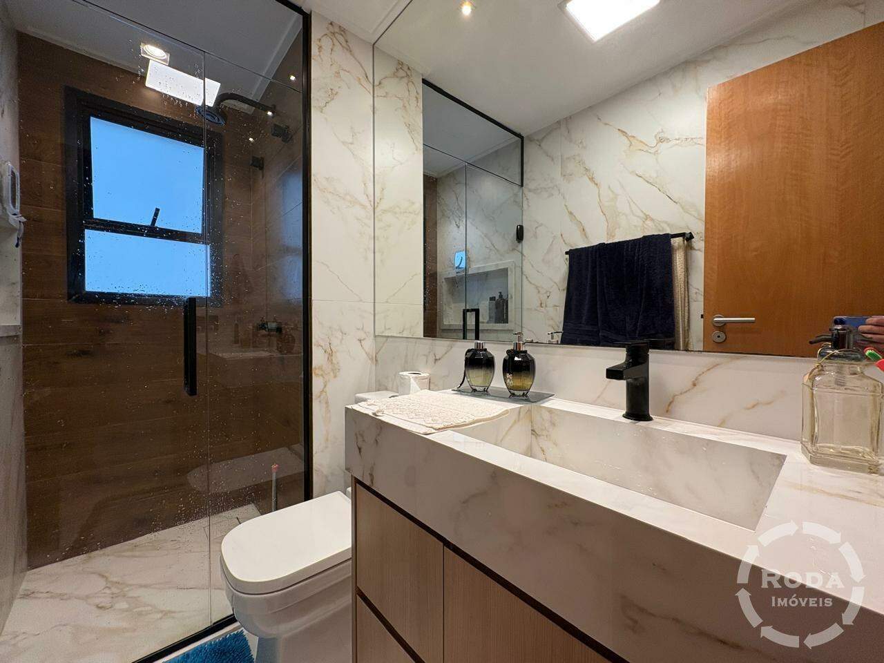 Apartamento à venda no Ponta da Praia: 