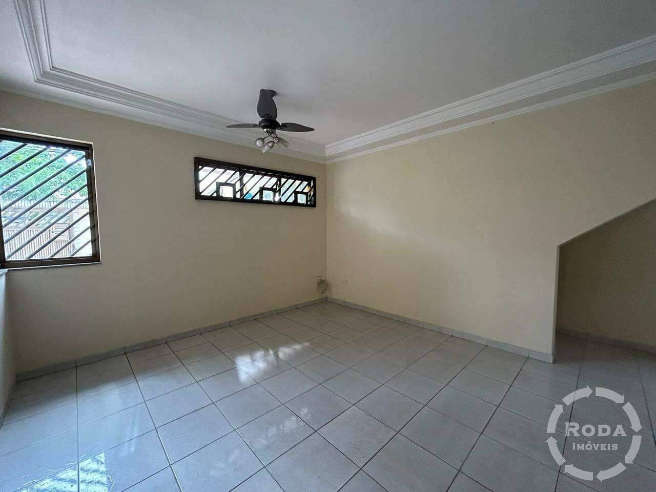 Casa para aluguel no Ponta da Praia: 