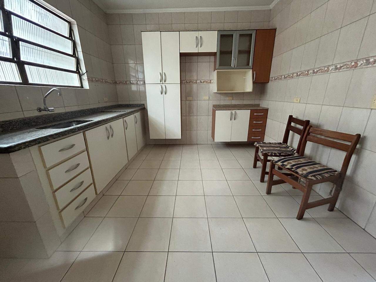 Casa para aluguel no Ponta da Praia: 