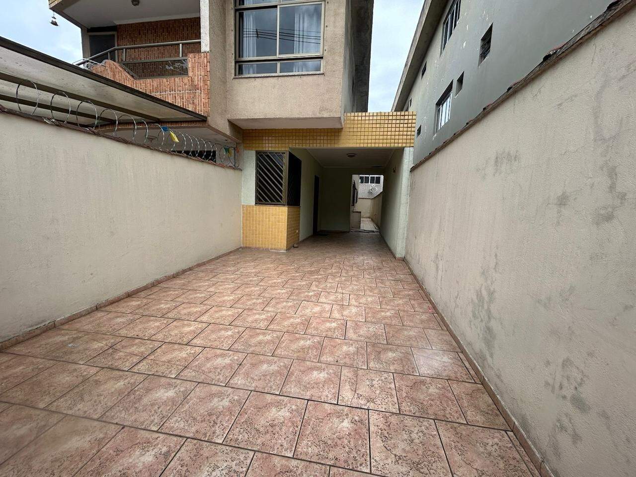 Casa para aluguel no Ponta da Praia: 