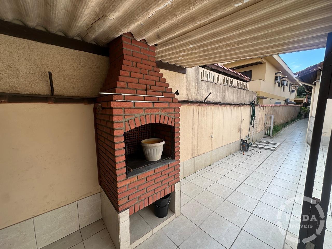 Casa à venda no Marapé: 