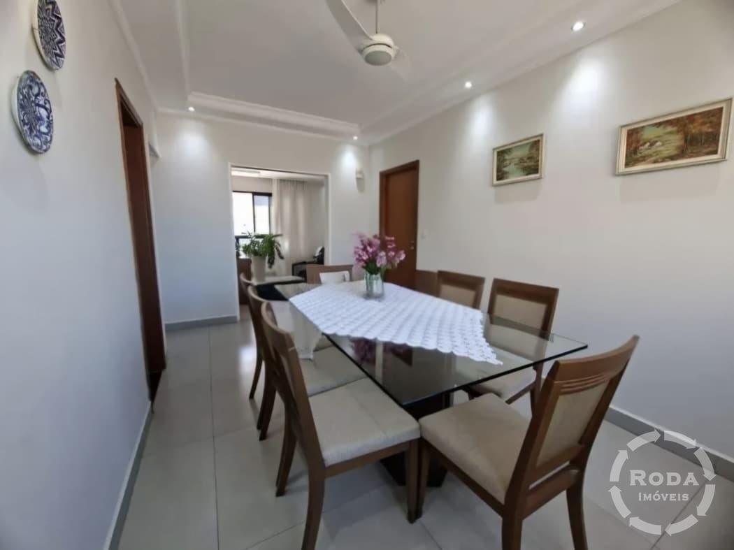 Apartamento à venda no Ponta da Praia: 