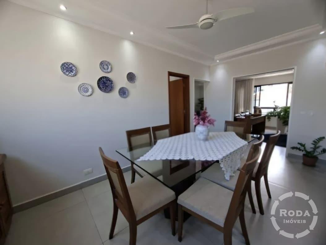 Apartamento à venda no Ponta da Praia: 