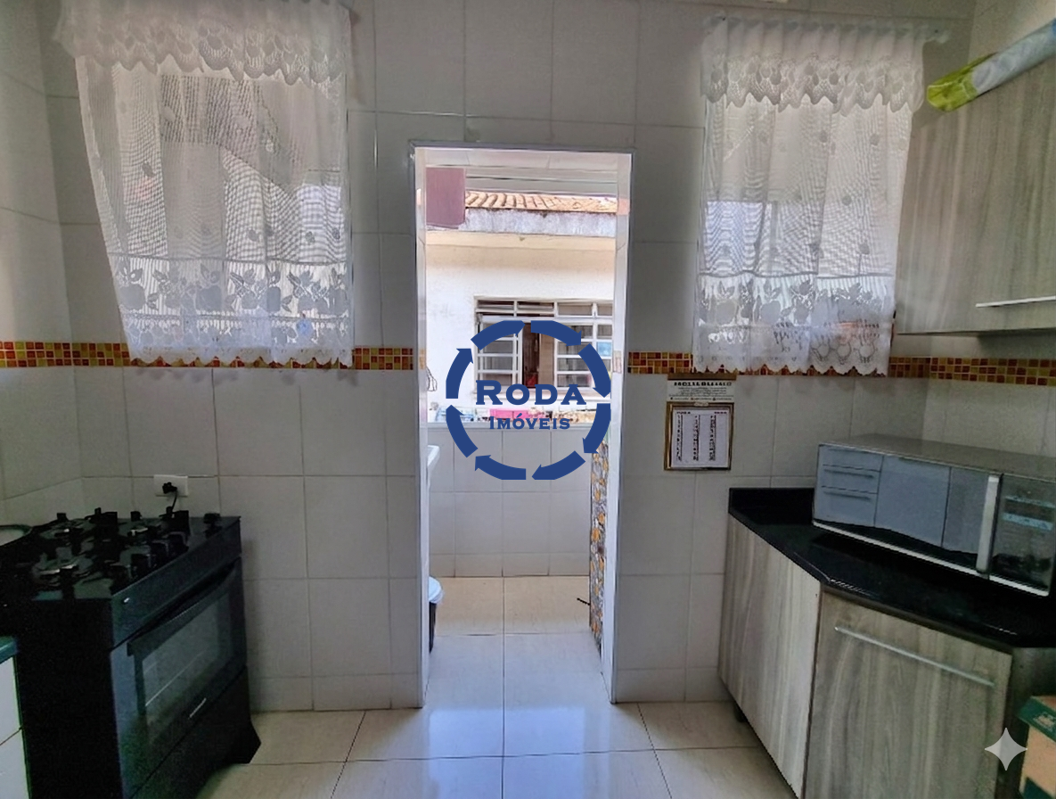 Casa Sobreposta Alta à venda no Embaré: 