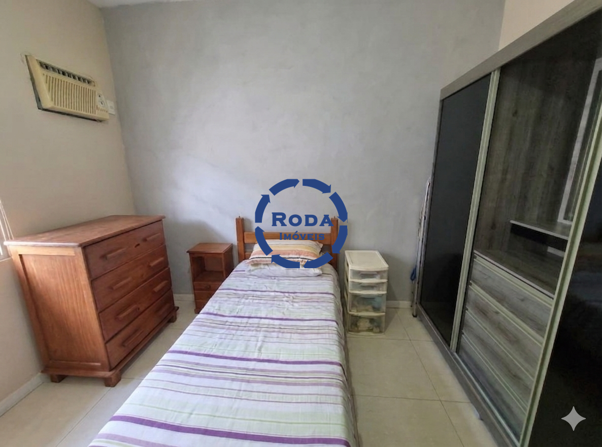 Casa Sobreposta Alta à venda no Embaré: 