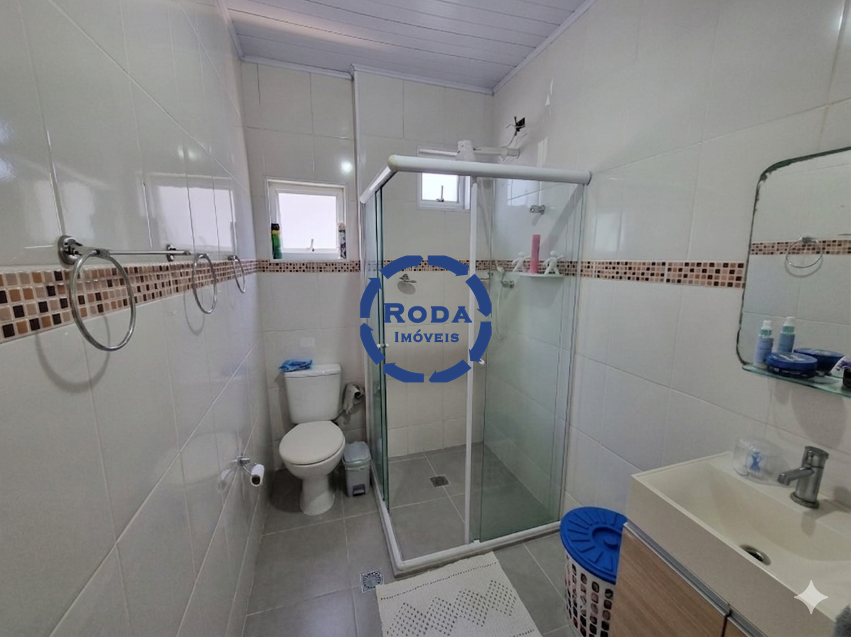 Casa Sobreposta Alta à venda no Embaré: 