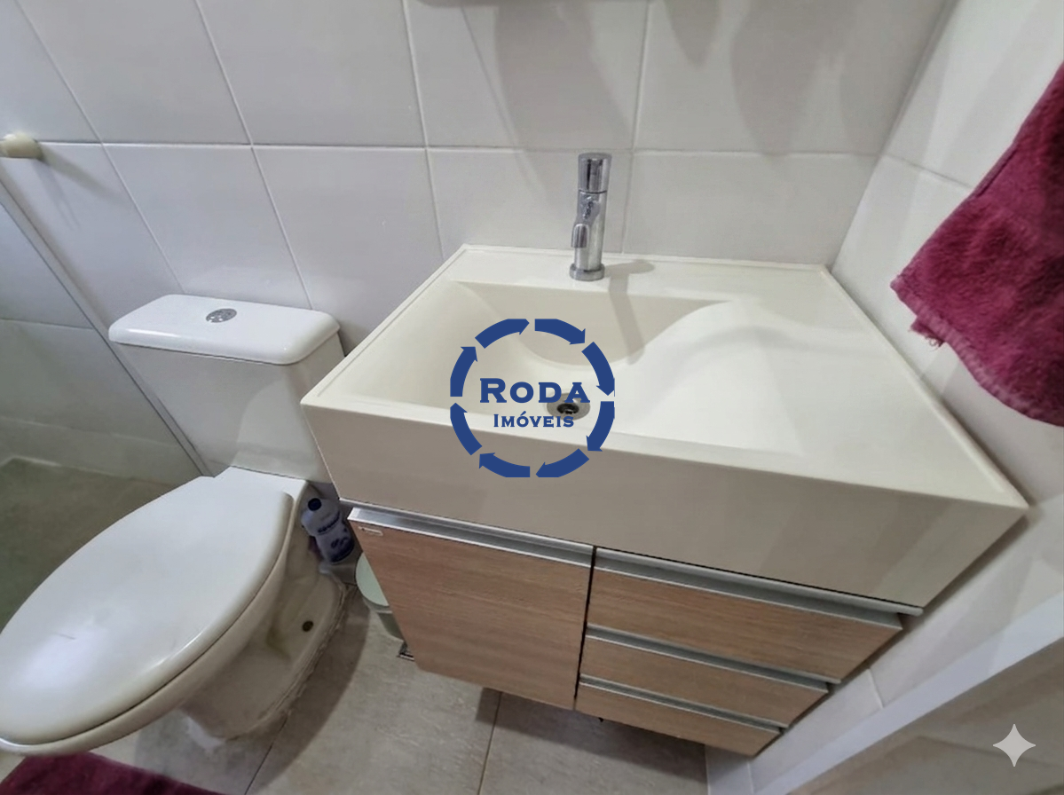 Casa Sobreposta Alta à venda no Embaré: 