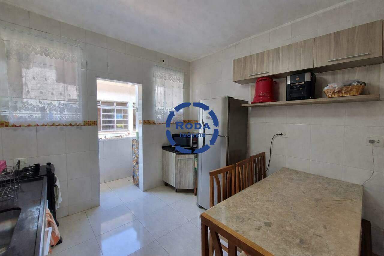 Casa Sobreposta Alta à venda no Embaré: 