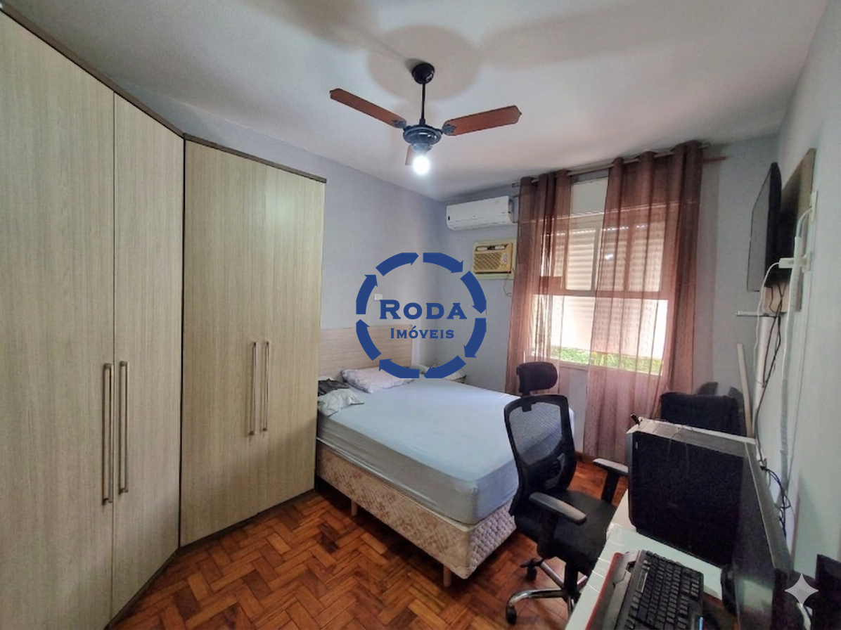 Casa Sobreposta Alta à venda no Embaré: 