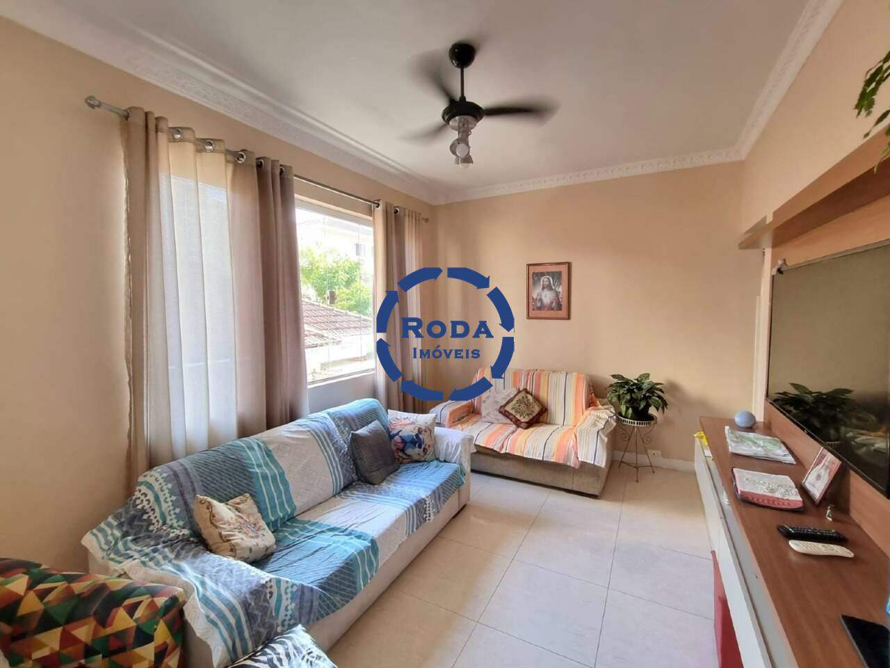 Casa Sobreposta Alta à venda no Embaré: 