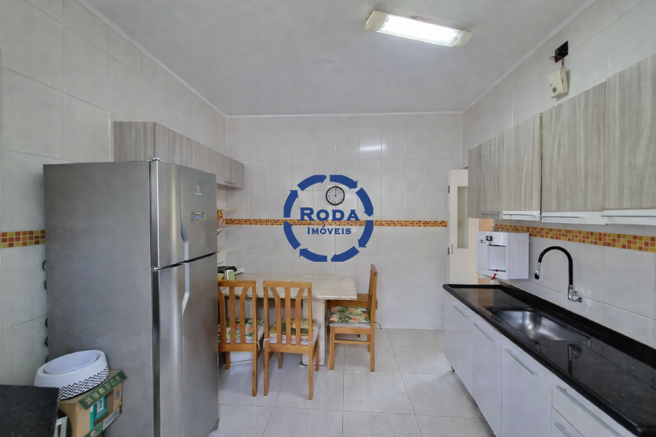 Casa Sobreposta Alta à venda no Embaré: 