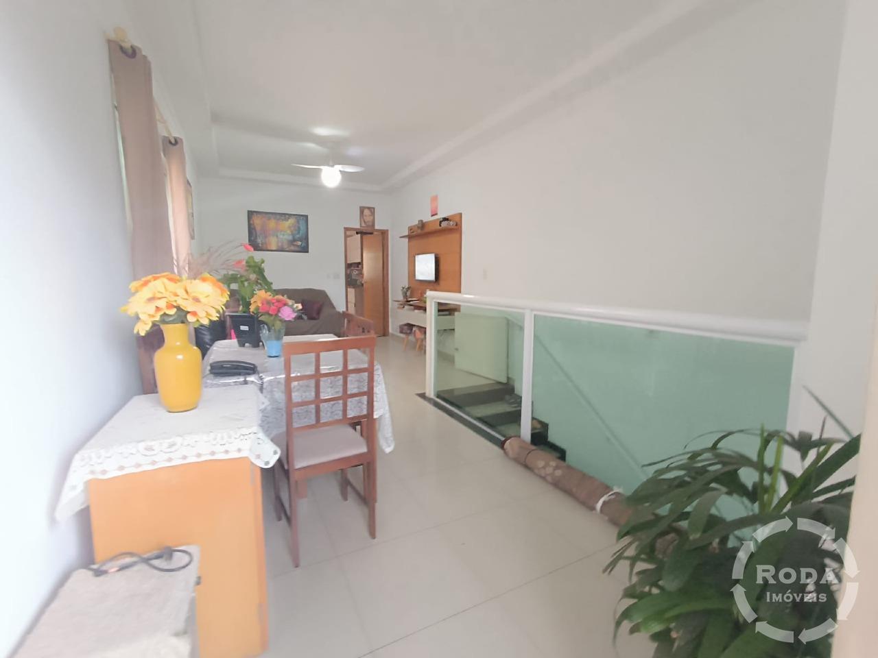 Casa Sobreposta Alta à venda no Vila Belmiro: 