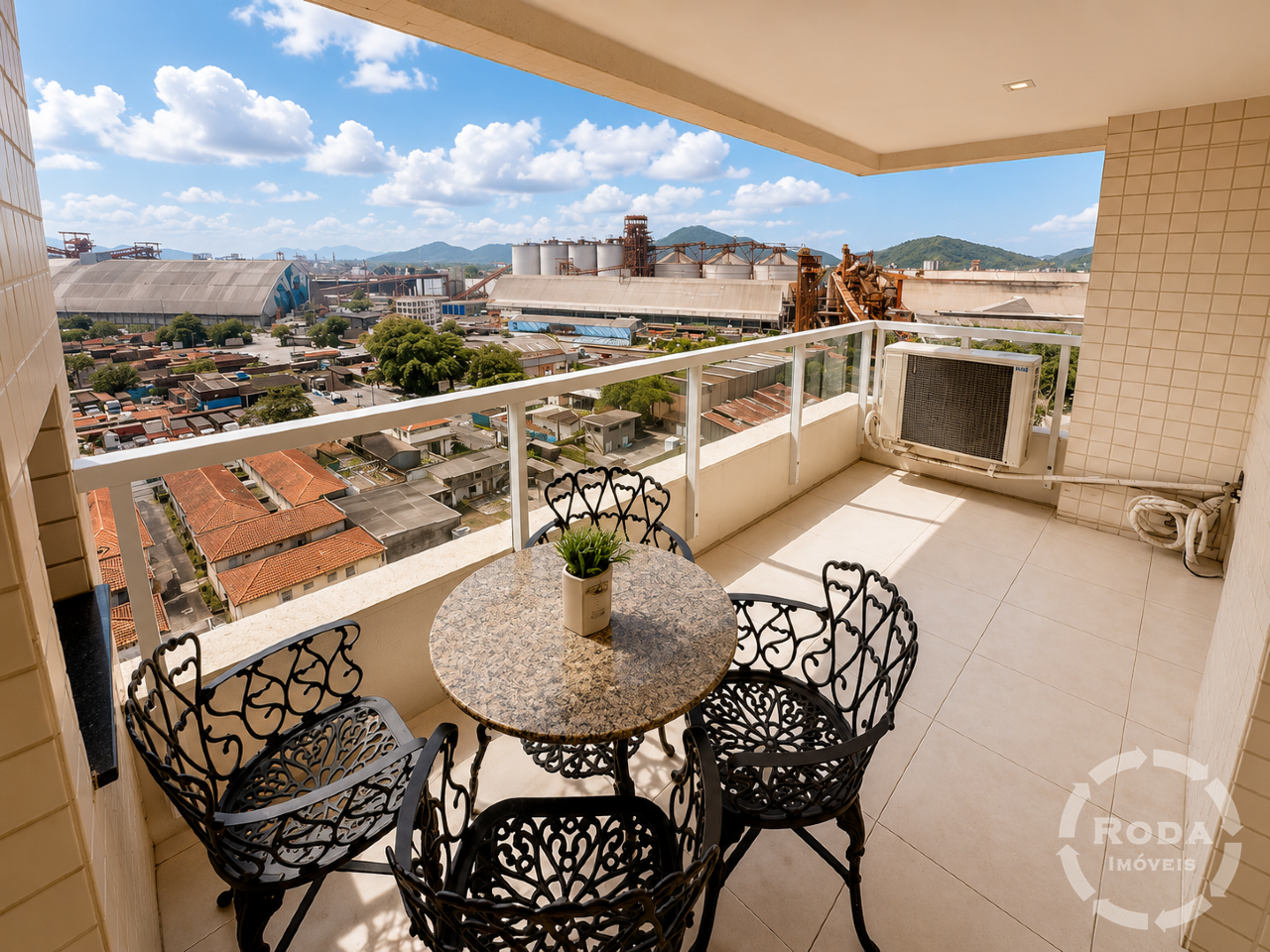 Apartamento à venda no Ponta da Praia: 