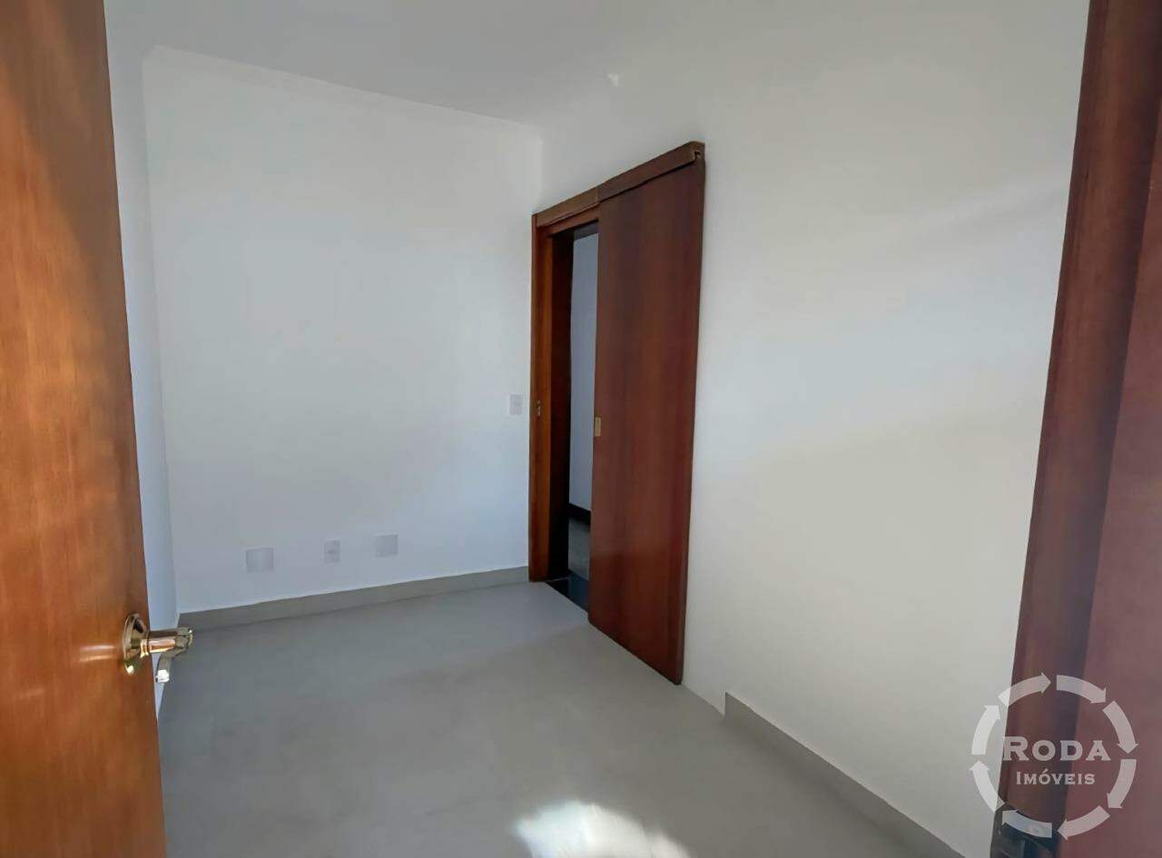 Apartamento para aluguel no Marapé: 