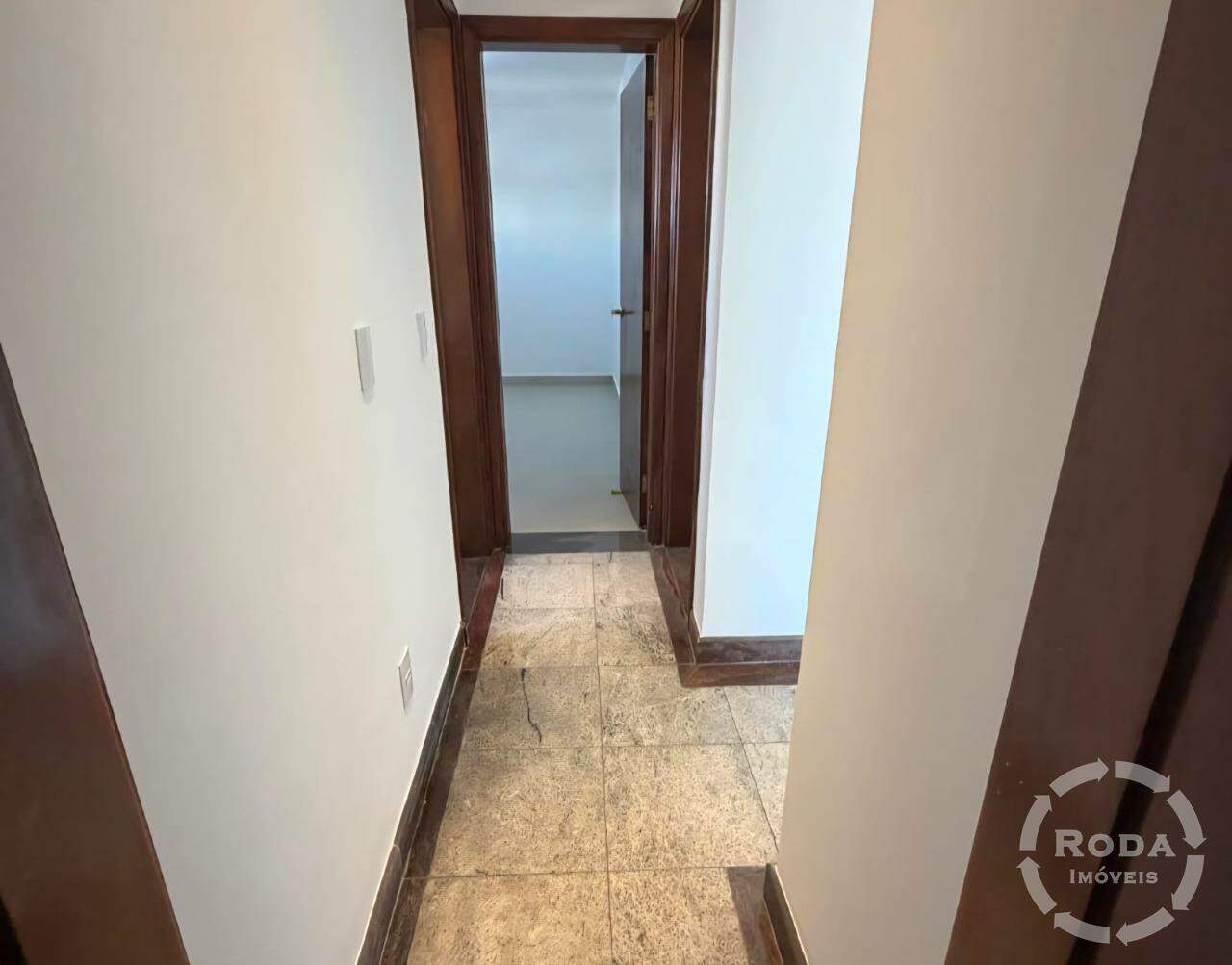 Apartamento para aluguel no Marapé: 