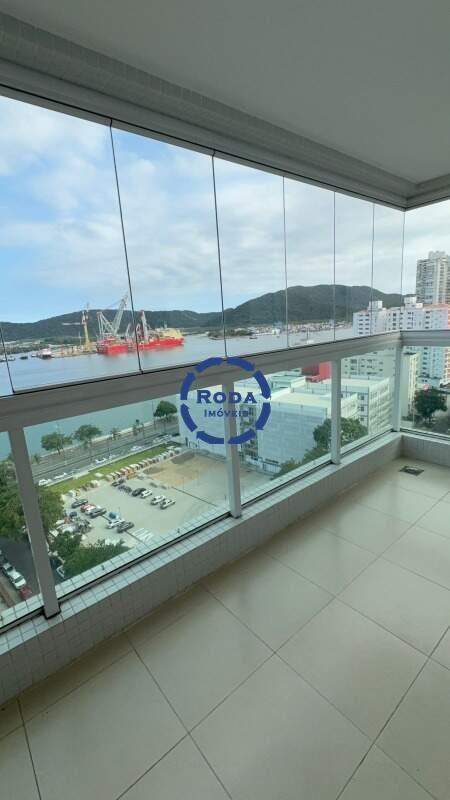 Apartamento à venda no Ponta da Praia: 