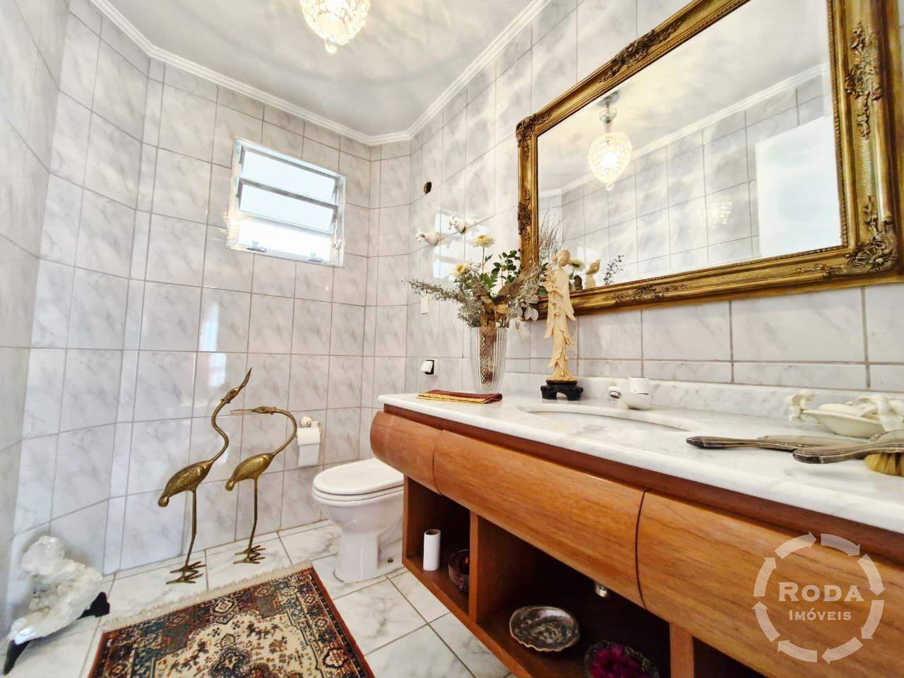 Apartamento à venda no Pompéia: LAVABO