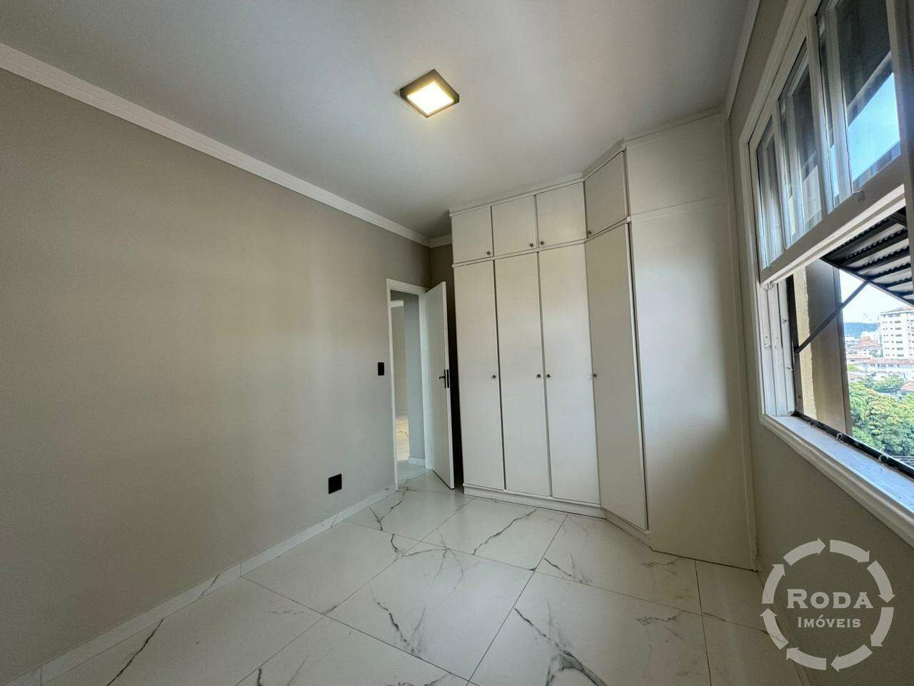 Apartamento à venda no Ponta da Praia: 