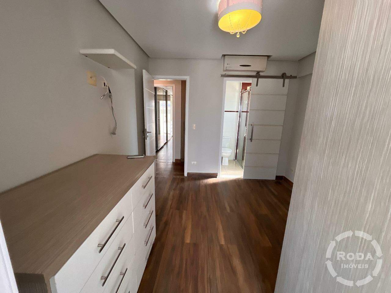 Apartamento à venda no Embaré: 