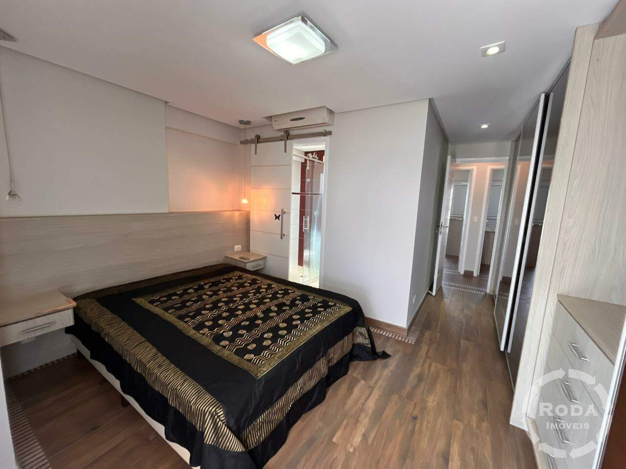 Apartamento à venda no Embaré: 