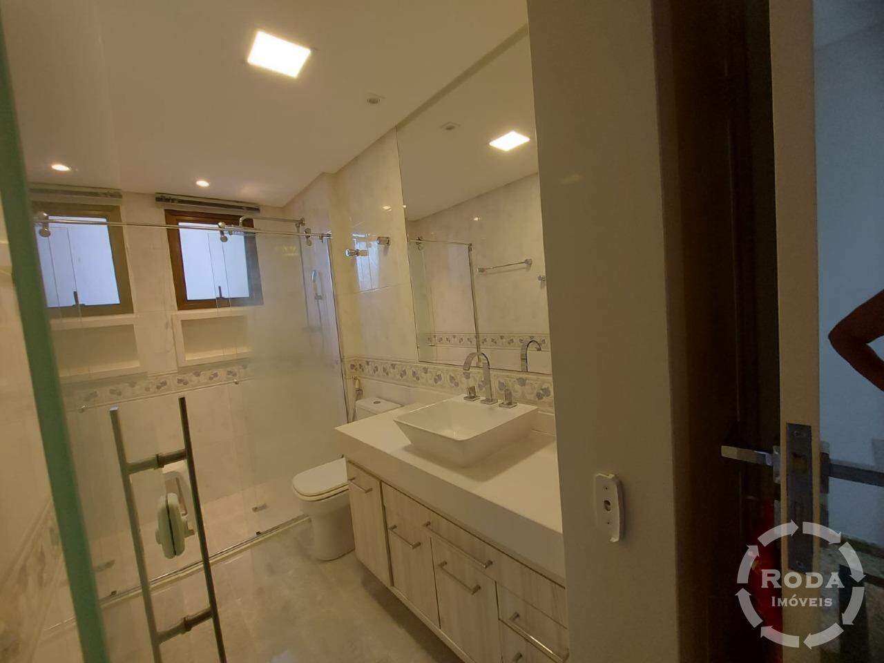 Apartamento à venda no Ponta da Praia: 