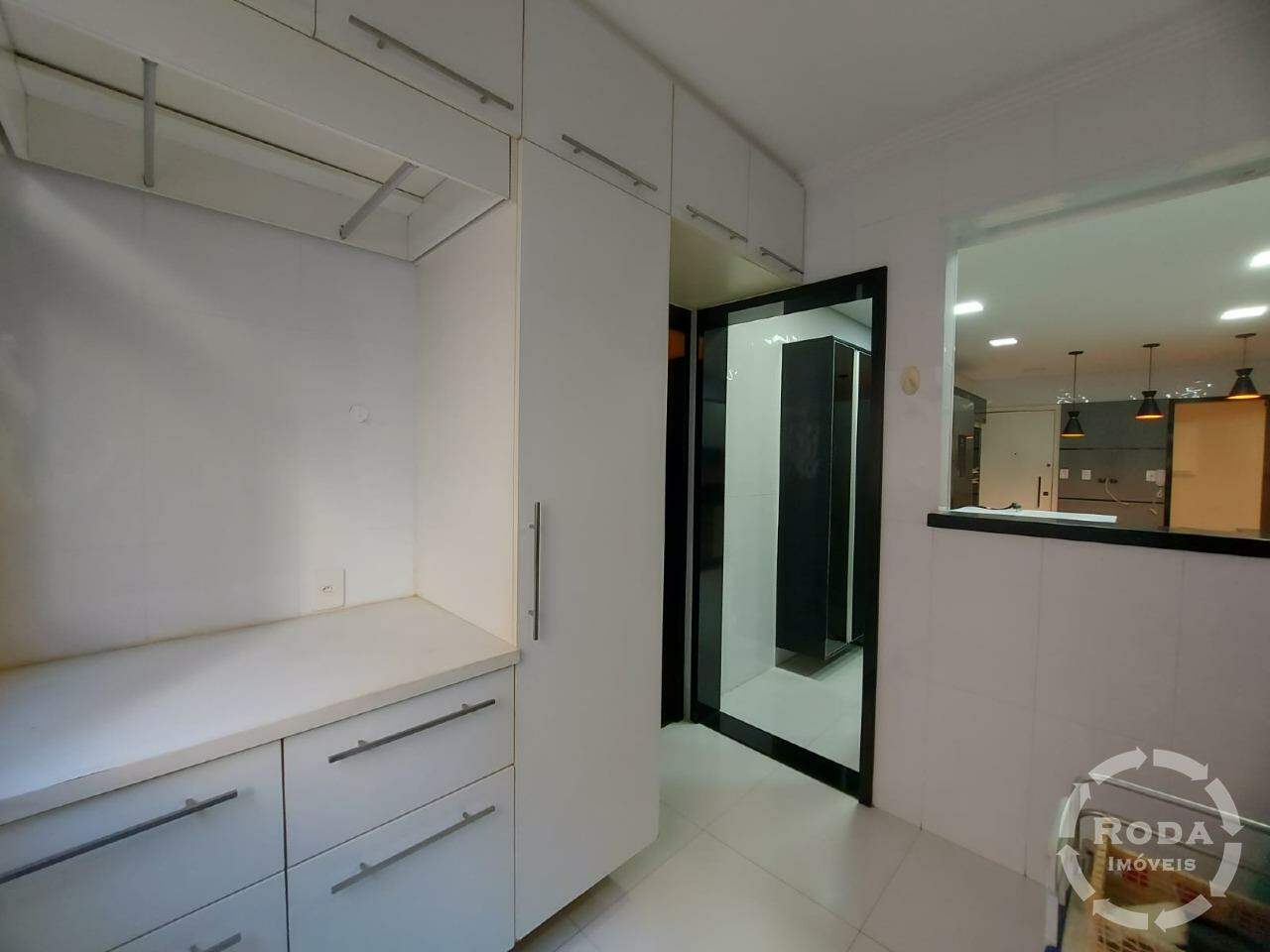 Apartamento à venda no Ponta da Praia: 