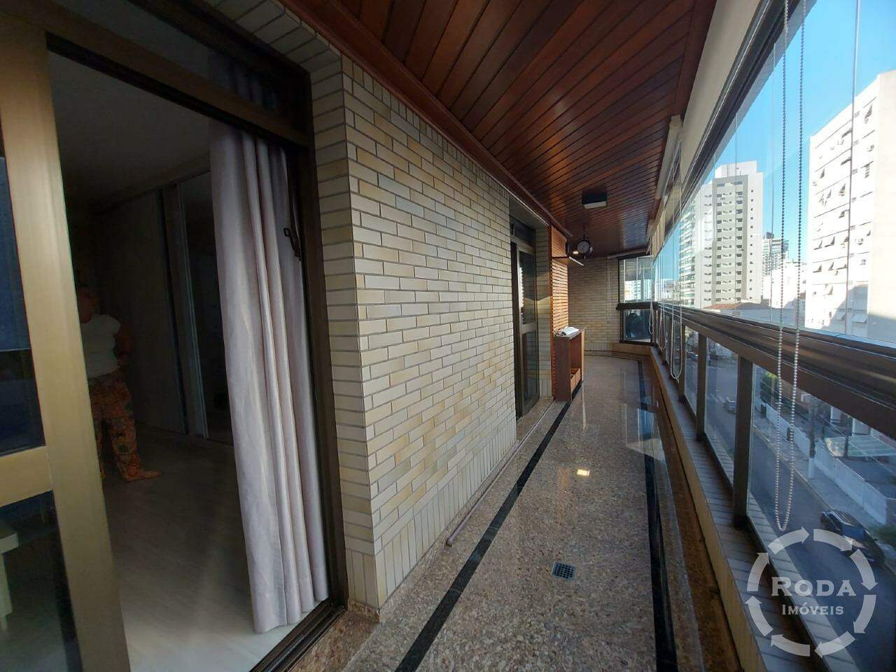 Apartamento à venda no Ponta da Praia: 