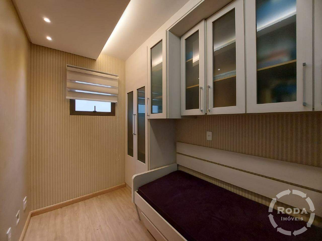 Apartamento à venda no Ponta da Praia: 