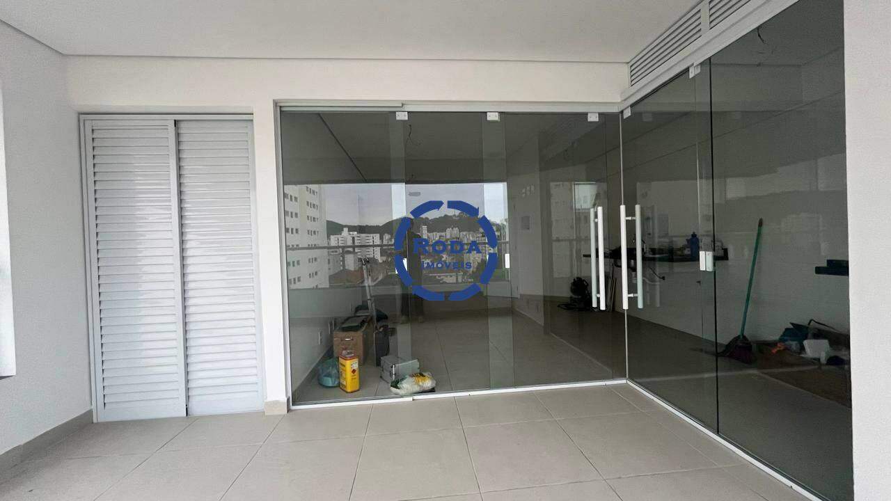 Apartamento para aluguel no Campo Grande: 