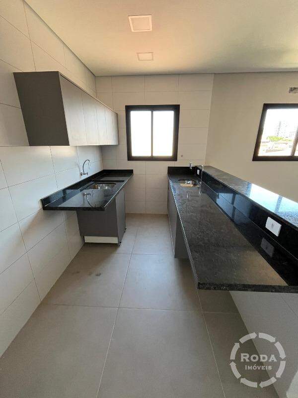 Apartamento para aluguel no Macuco: 
