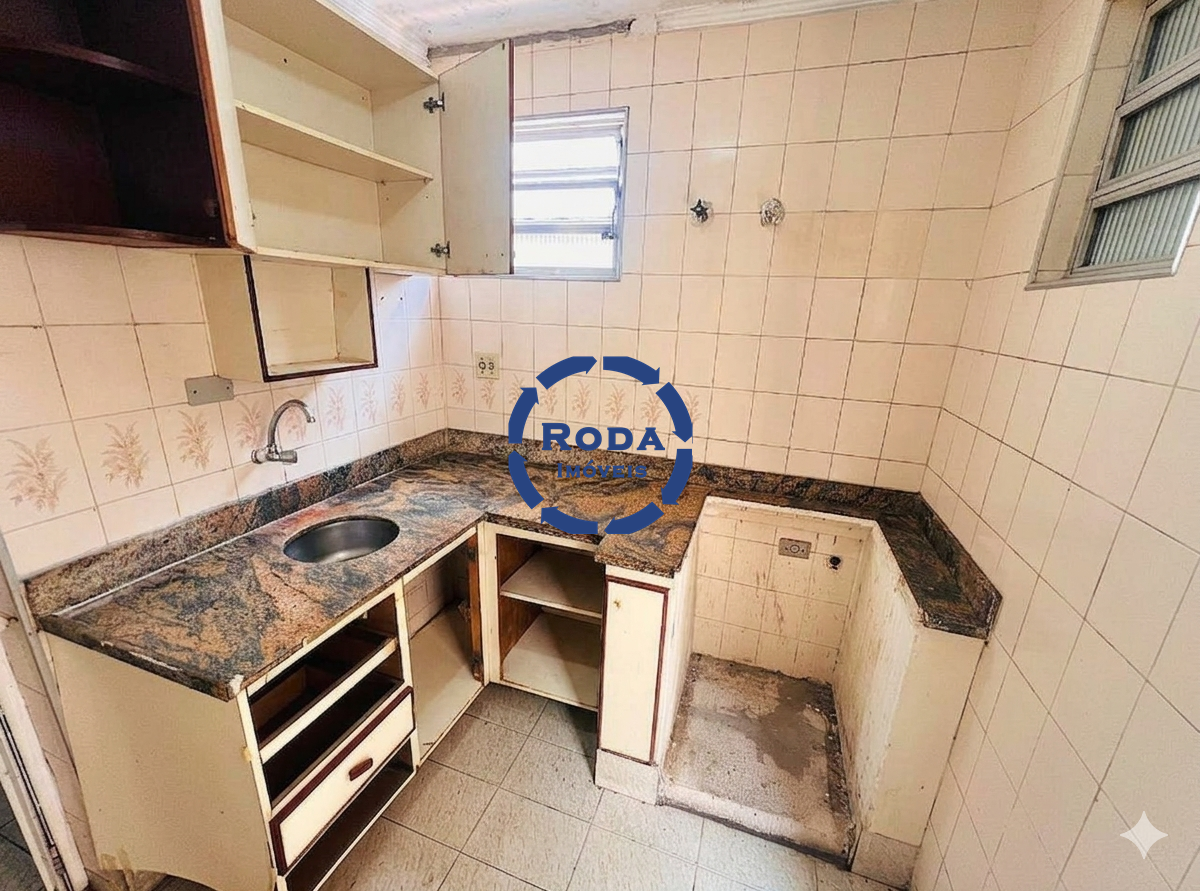 Sobrado Isolado à venda no Embaré: 