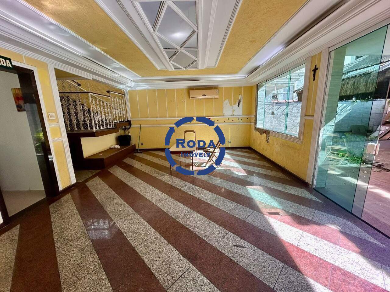 Casa à venda no Ponta da Praia: 