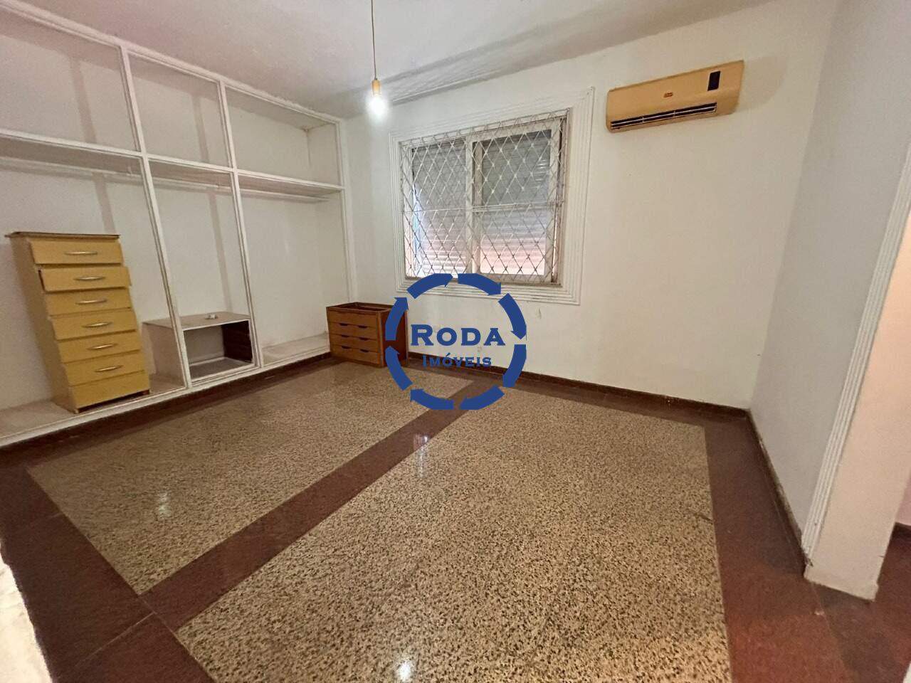 Casa à venda no Ponta da Praia: 