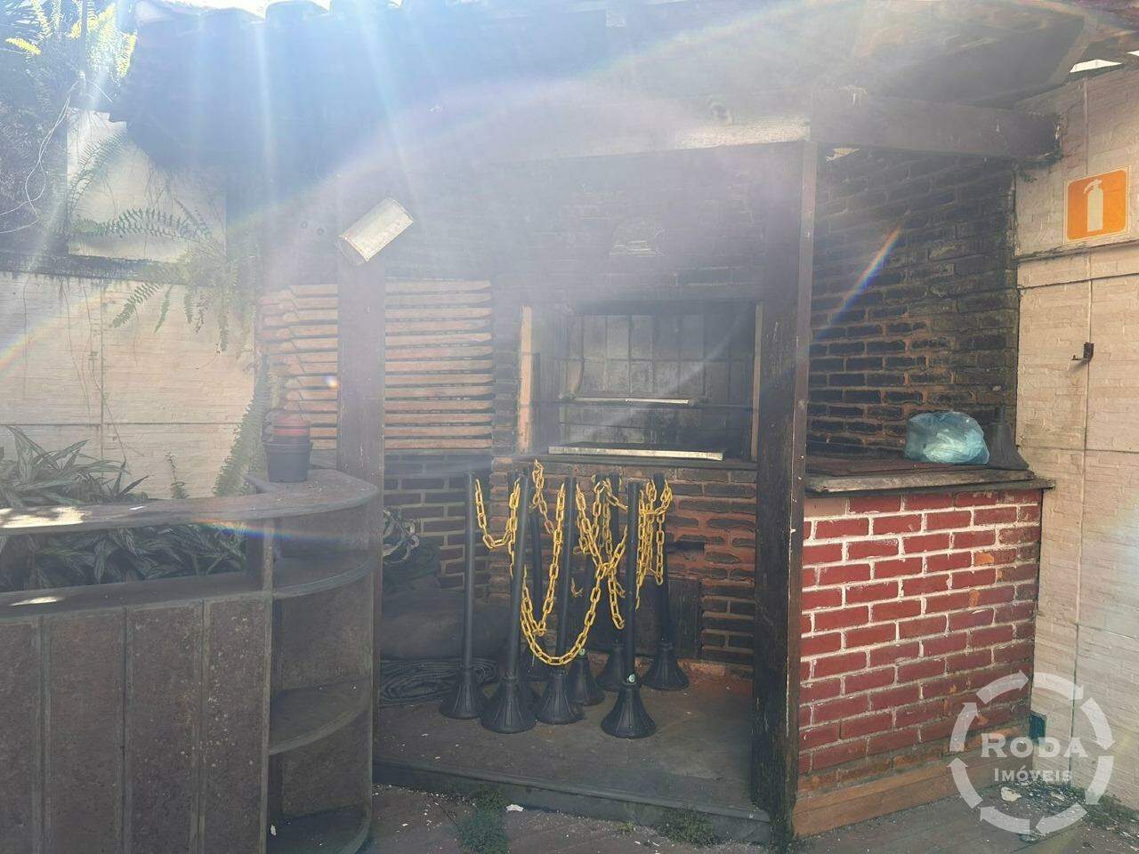 Casa à venda no Ponta da Praia: 