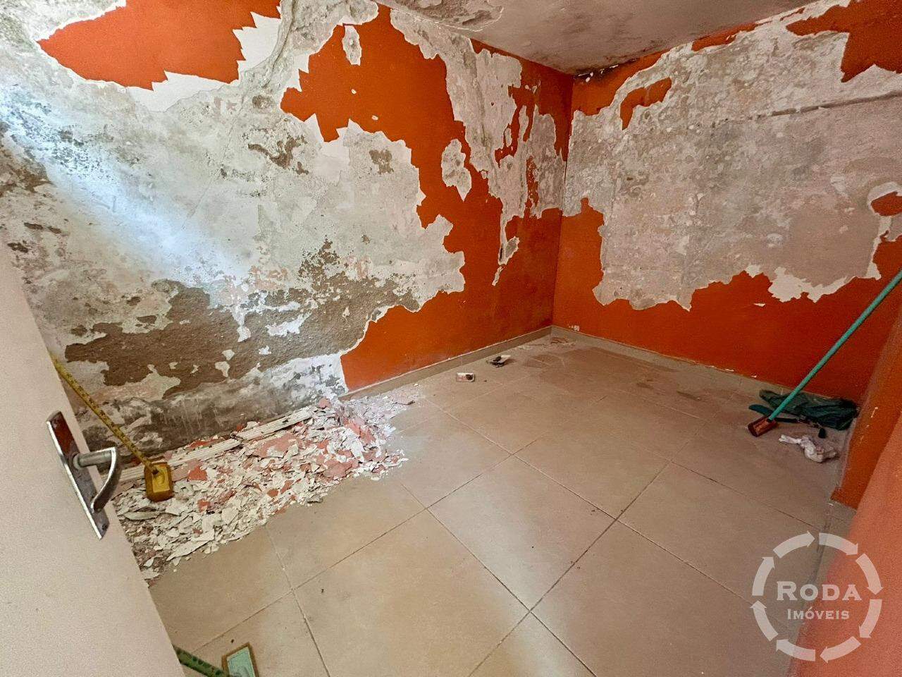 Casa à venda no Ponta da Praia: 