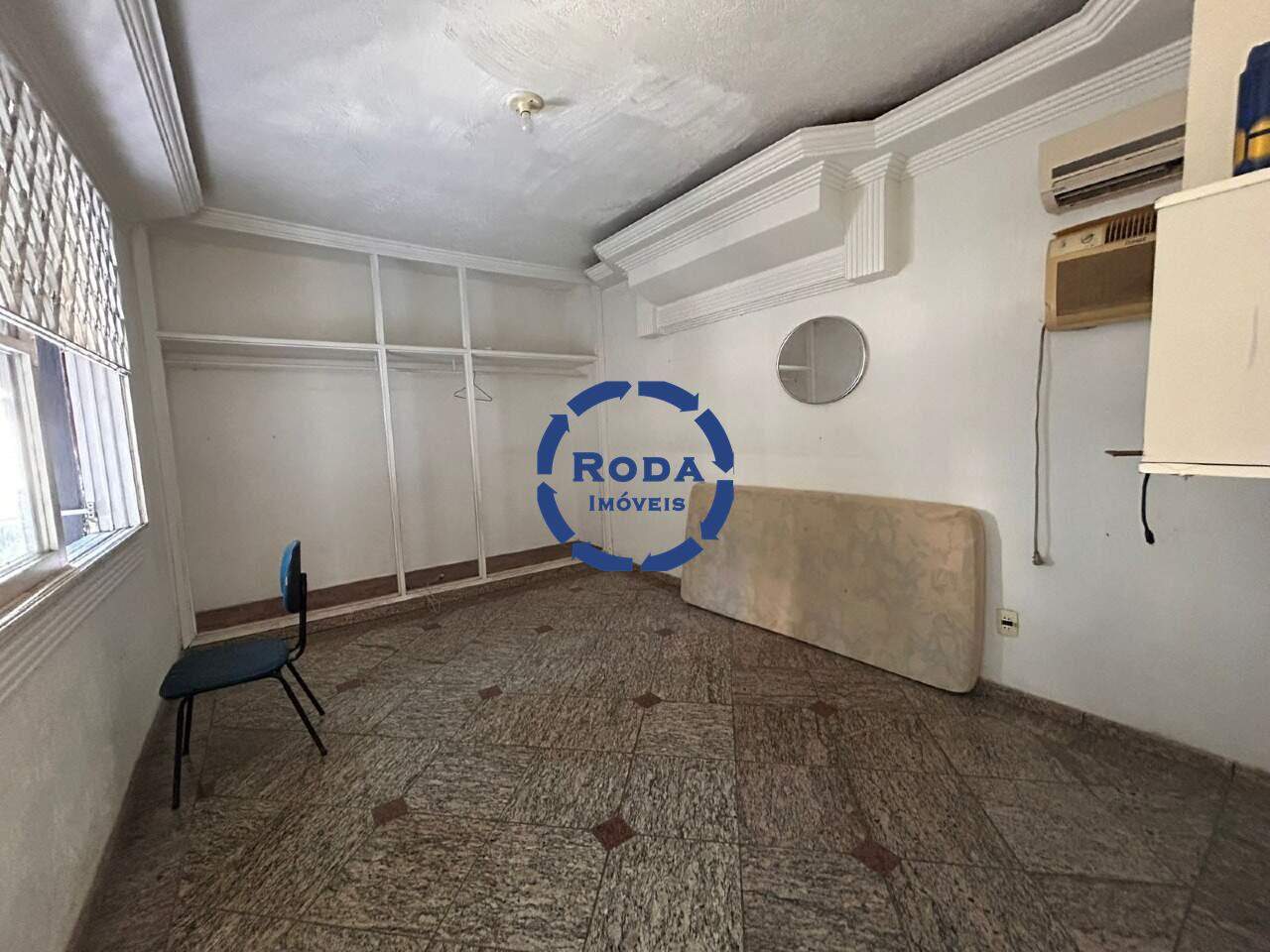 Casa à venda no Ponta da Praia: 