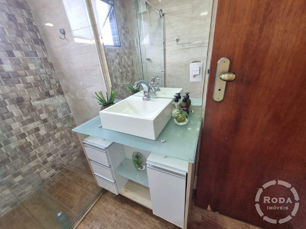 Apartamento à venda no Marapé: 