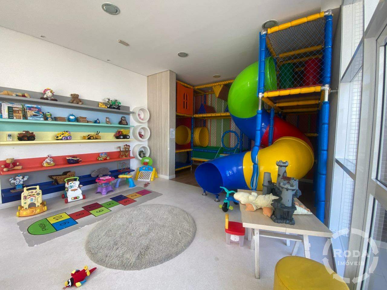 Apartamento à venda no Embaré: BRINQUEDOTECA