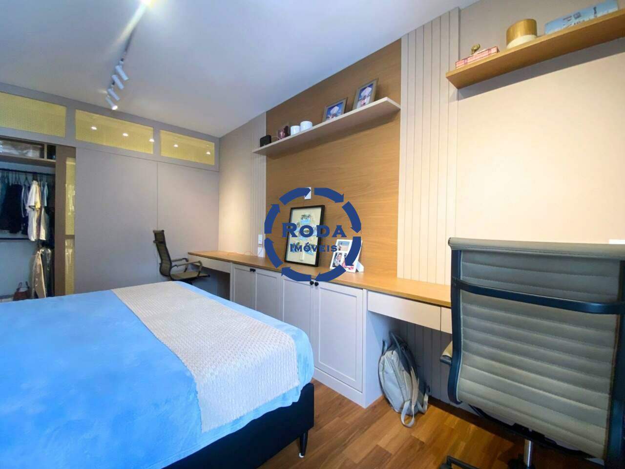 Apartamento à venda no Embaré: SUITE
