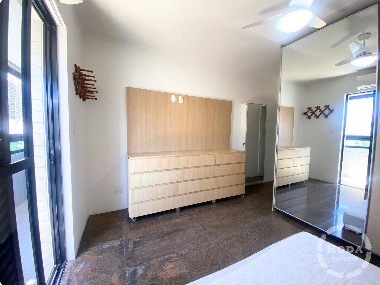 Apartamento à venda no Ponta da Praia: SUIITE