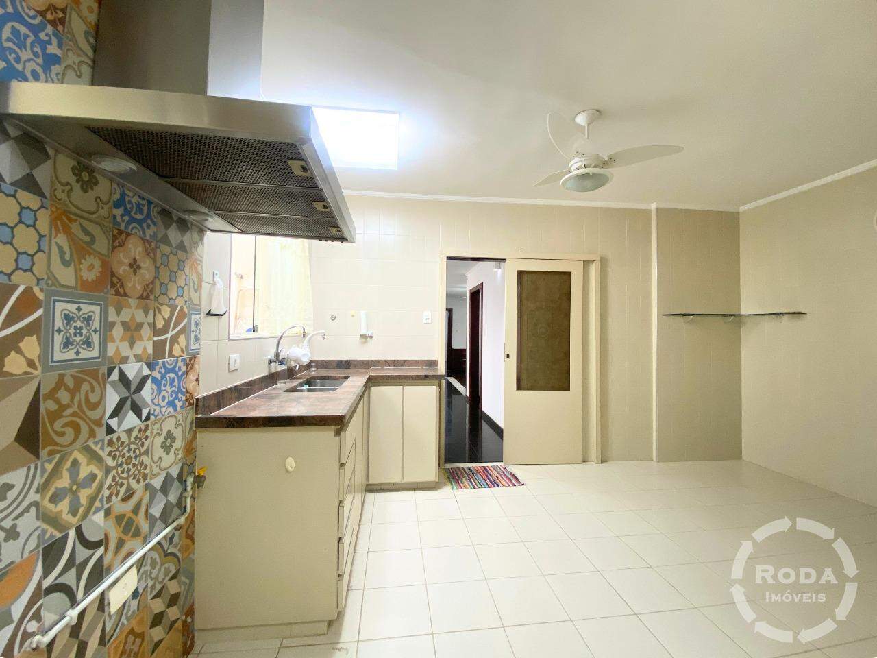 Apartamento à venda no Ponta da Praia: COZINHA