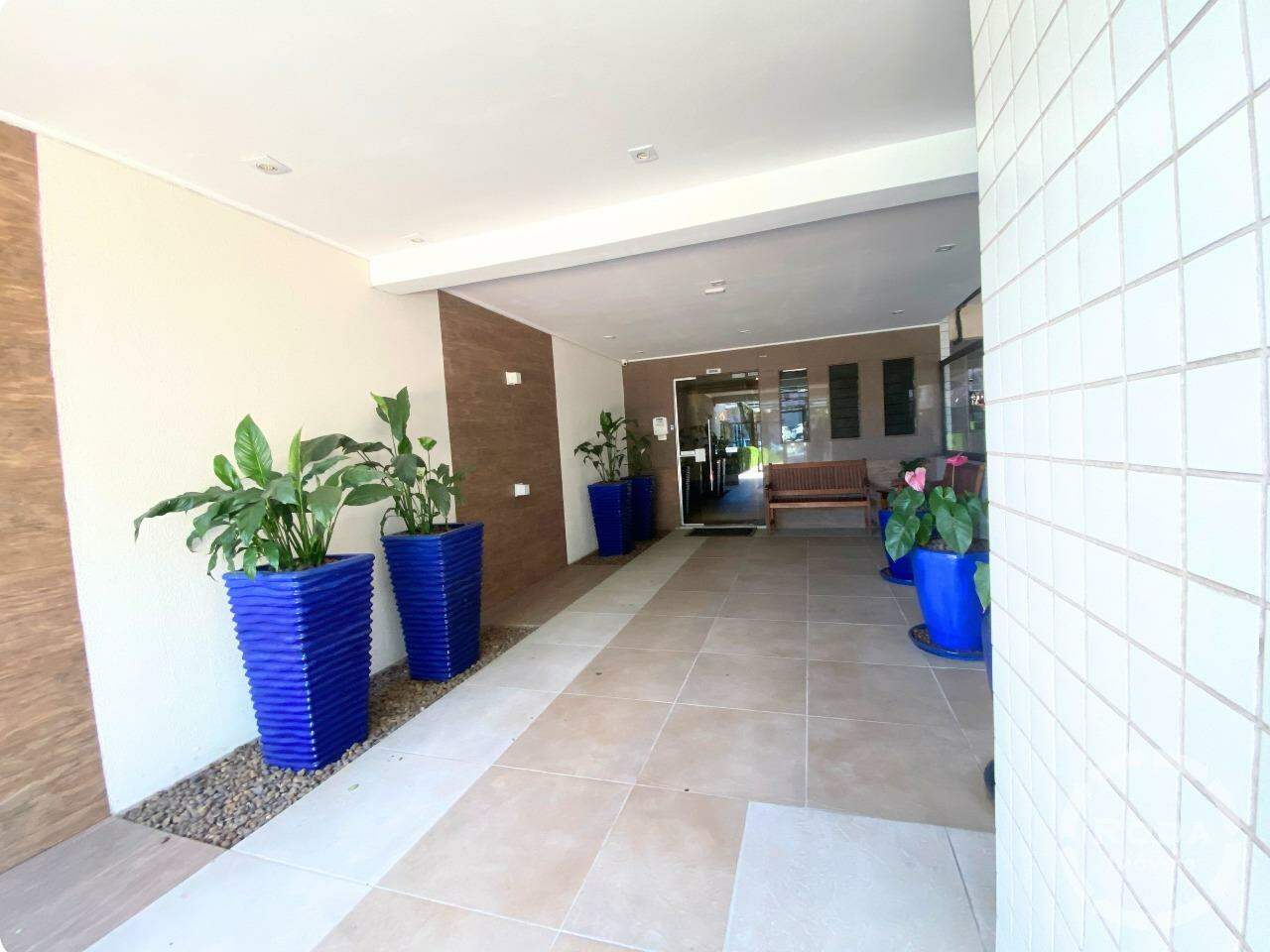 Apartamento à venda no Ponta da Praia: HALL