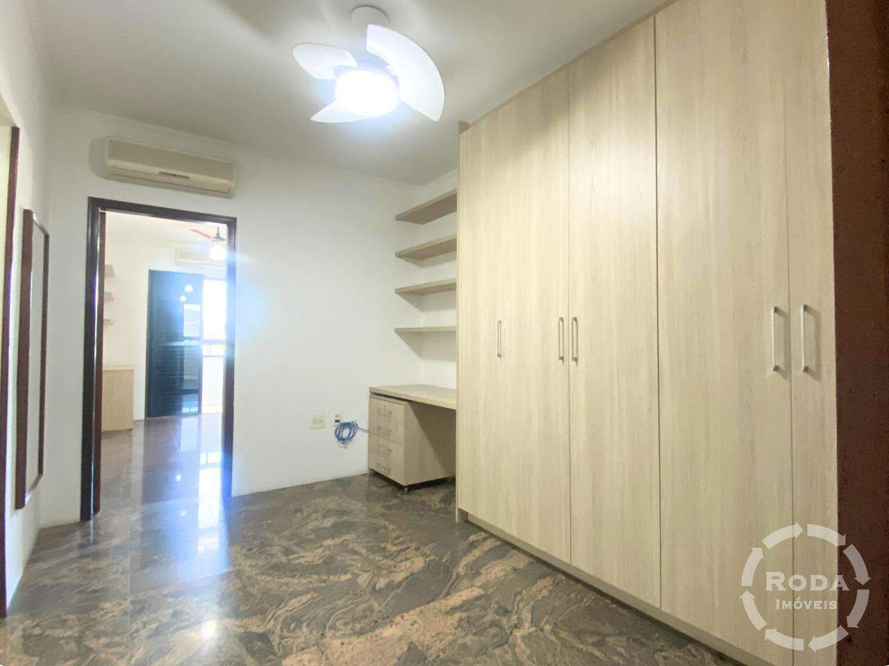 Apartamento à venda no Ponta da Praia: SALA INTIMA