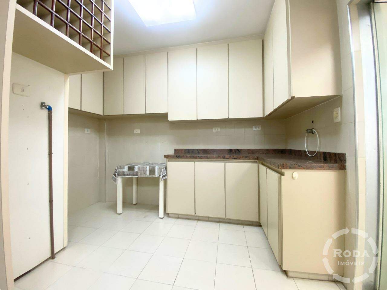 Apartamento à venda no Ponta da Praia: COZINHA